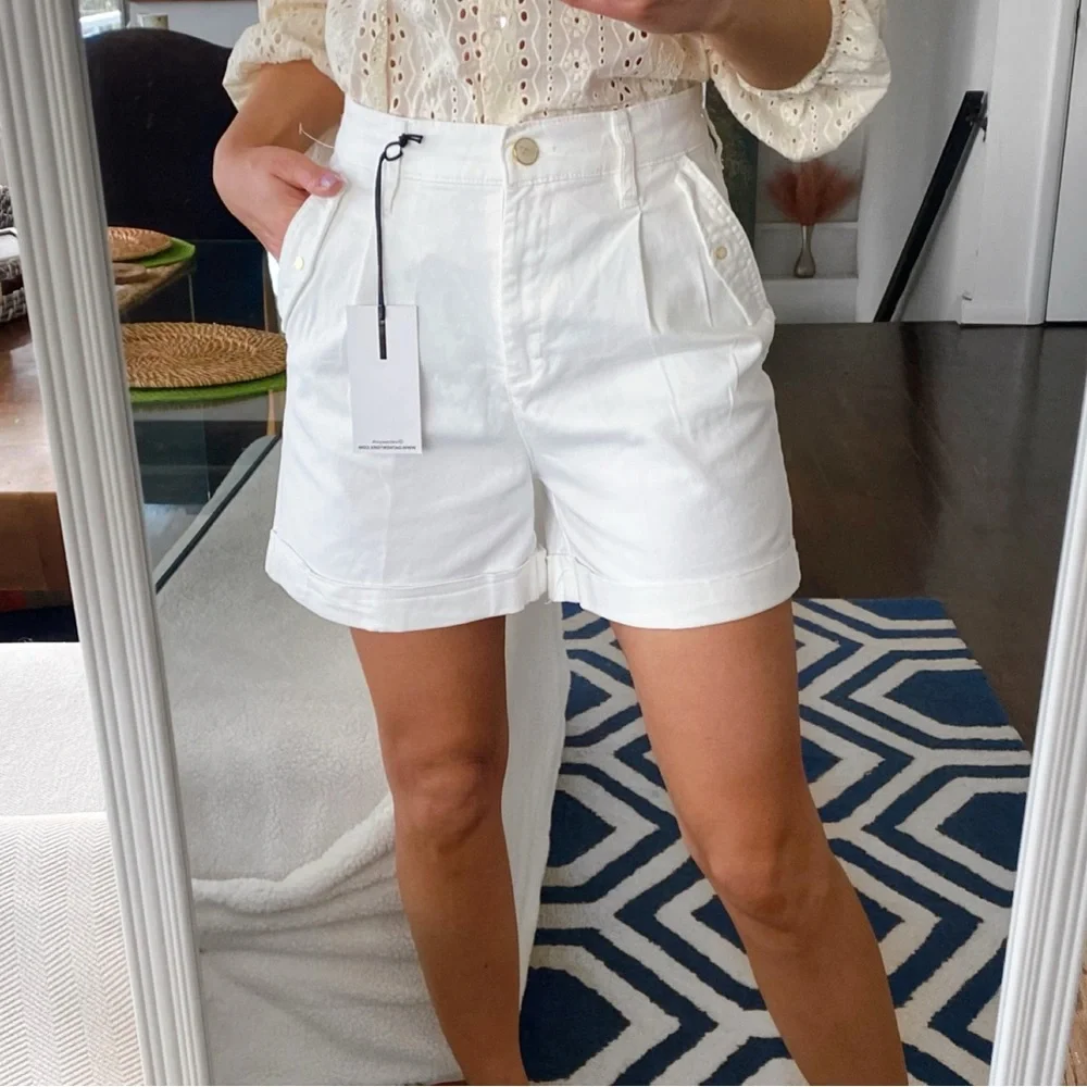 🐚 OAT NEW YORK WHITE HIGH WAIST RELAXED FIT SHORTS!